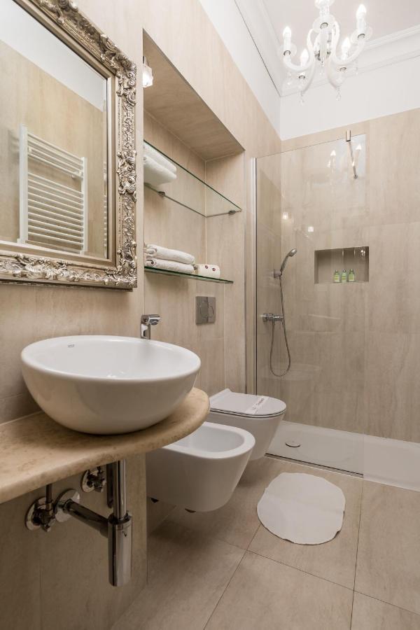 Villa Sokol Apartments Opatija Center Екстериор снимка