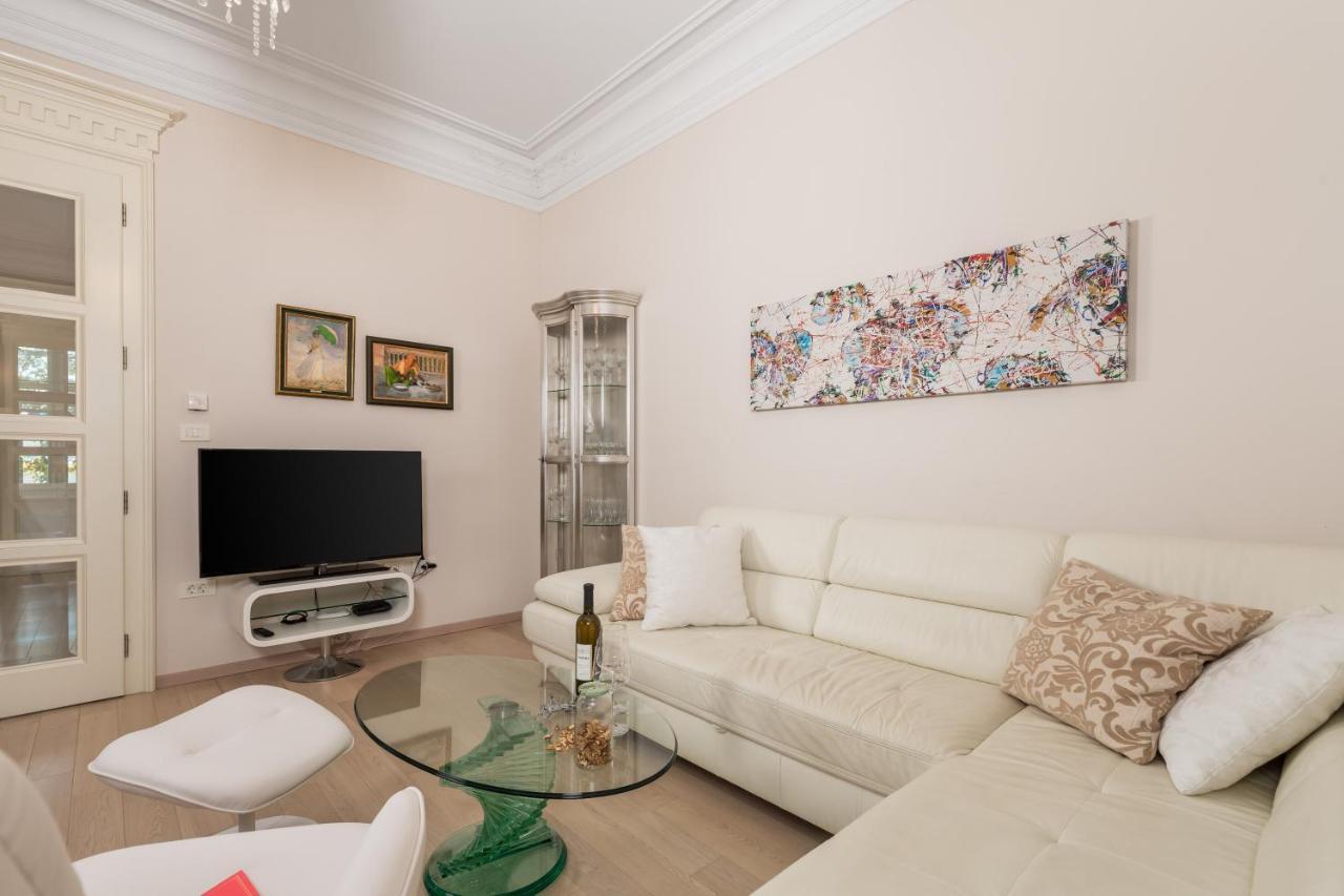 Villa Sokol Apartments Opatija Center Екстериор снимка