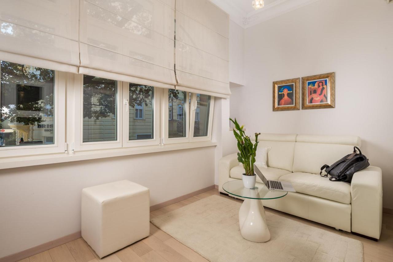 Villa Sokol Apartments Opatija Center Екстериор снимка