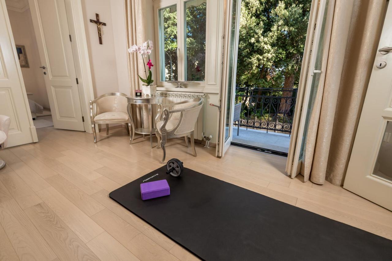 Villa Sokol Apartments Opatija Center Екстериор снимка