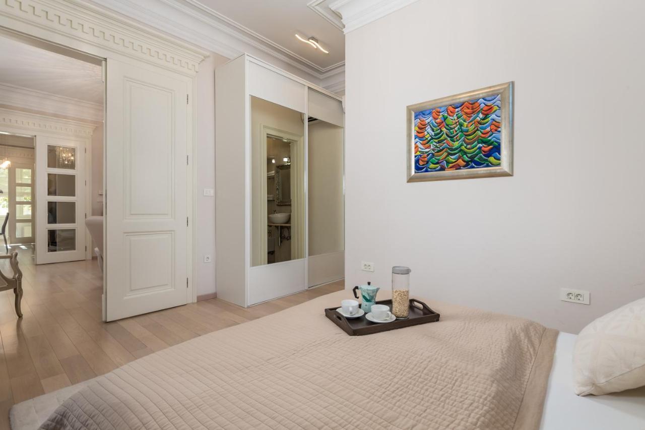 Villa Sokol Apartments Opatija Center Екстериор снимка