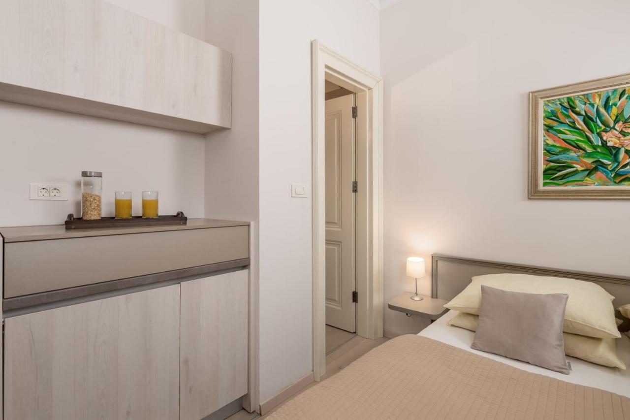 Villa Sokol Apartments Opatija Center Екстериор снимка