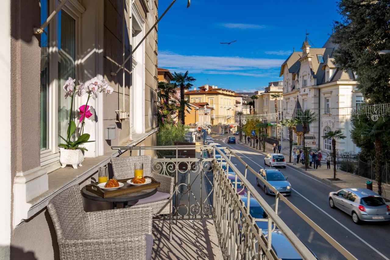 Villa Sokol Apartments Opatija Center Екстериор снимка